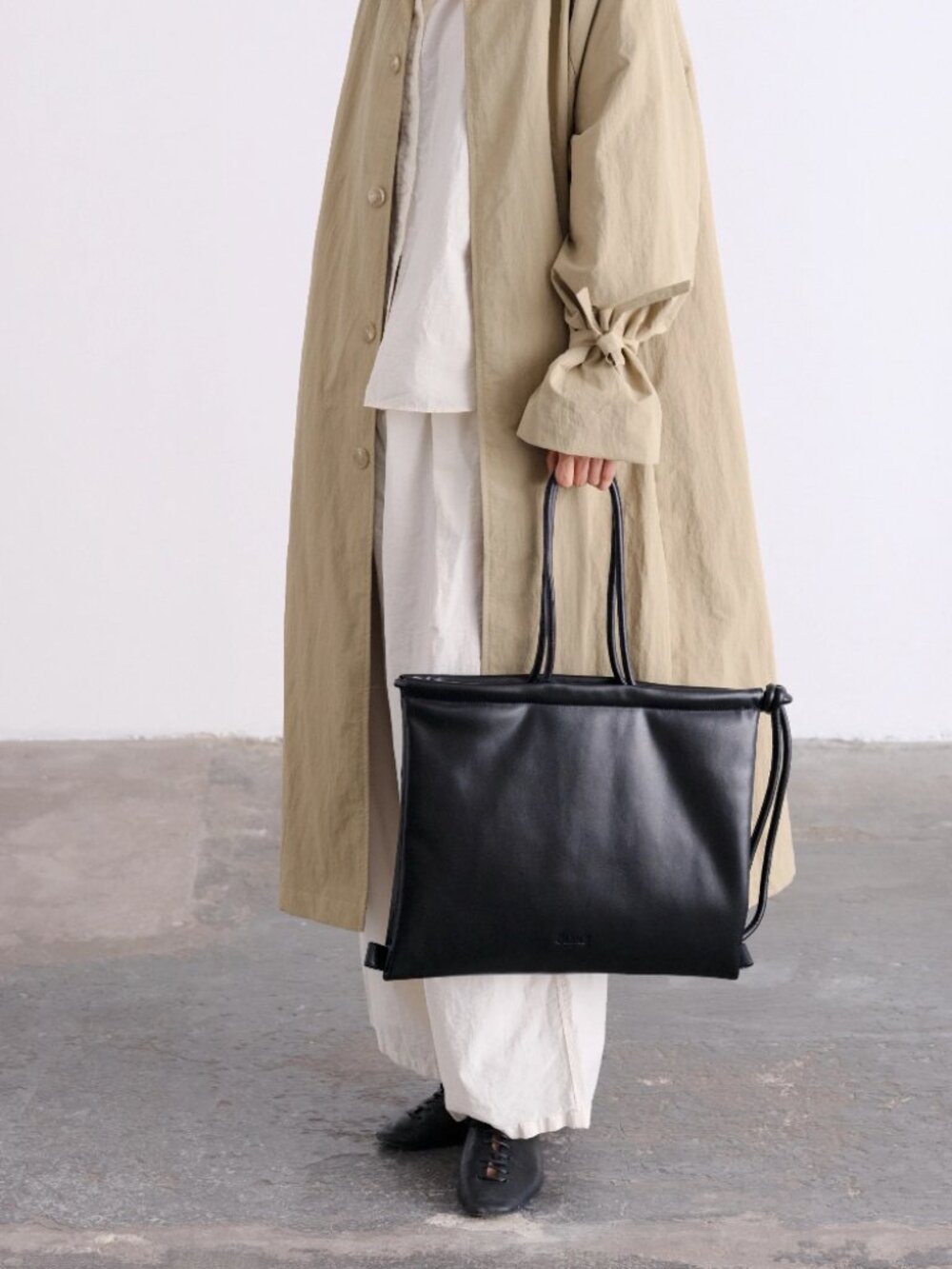Ölend Black Folded Bag